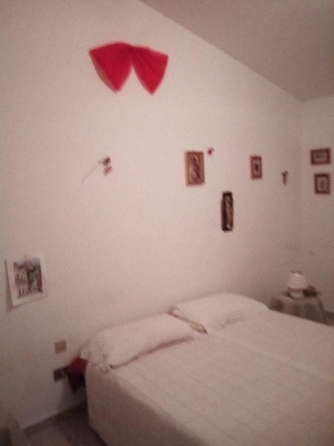 Sperone Ξενοδοχείο Mandra Capreria Εξωτερικό φωτογραφία