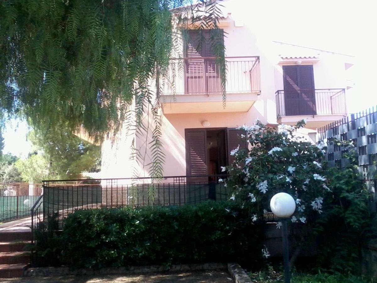 Sperone Ξενοδοχείο Mandra Capreria Εξωτερικό φωτογραφία