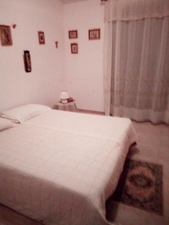 Sperone Ξενοδοχείο Mandra Capreria Εξωτερικό φωτογραφία